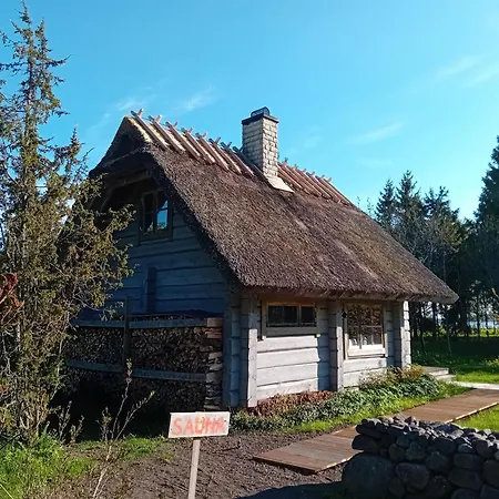 Prázdninový dům Romantiline Saunamaja Lahe Aeaeres Pädaste