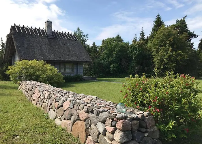 Romantiline Saunamaja Lahe Aeaeres * Pädaste