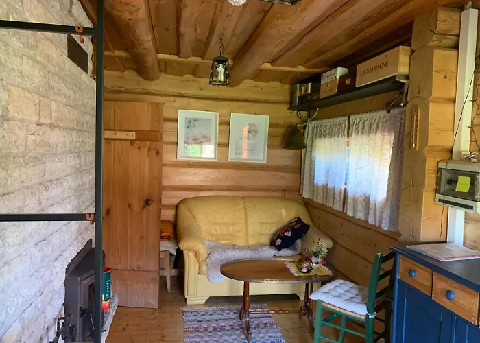 Romantiline Saunamaja Lahe Aeaeres Semesterbostad *