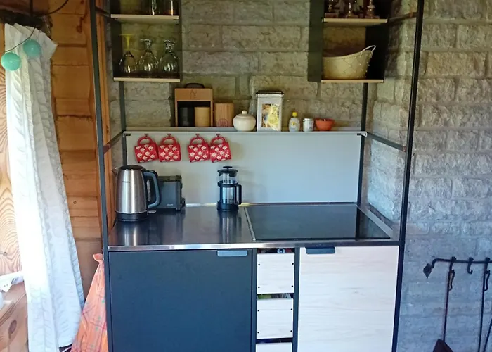 Semesterbostad Romantiline Saunamaja Lahe Aeaeres *